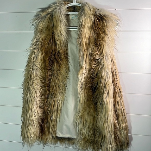 Grace & Lace Jackets & Blazers - Grace and lace faux fur vest large. A380